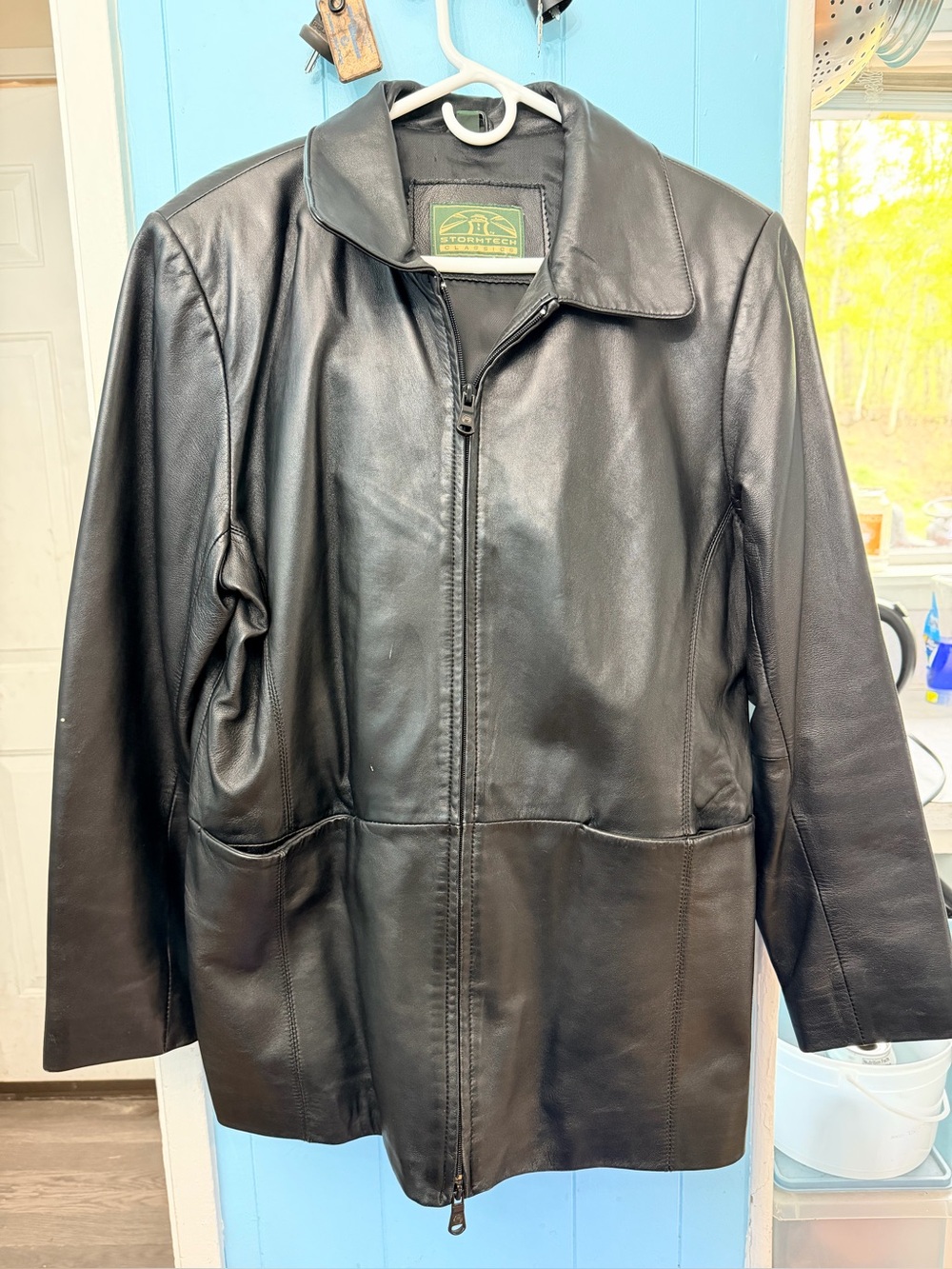 Women's Black Leather Zip-Front Jacket